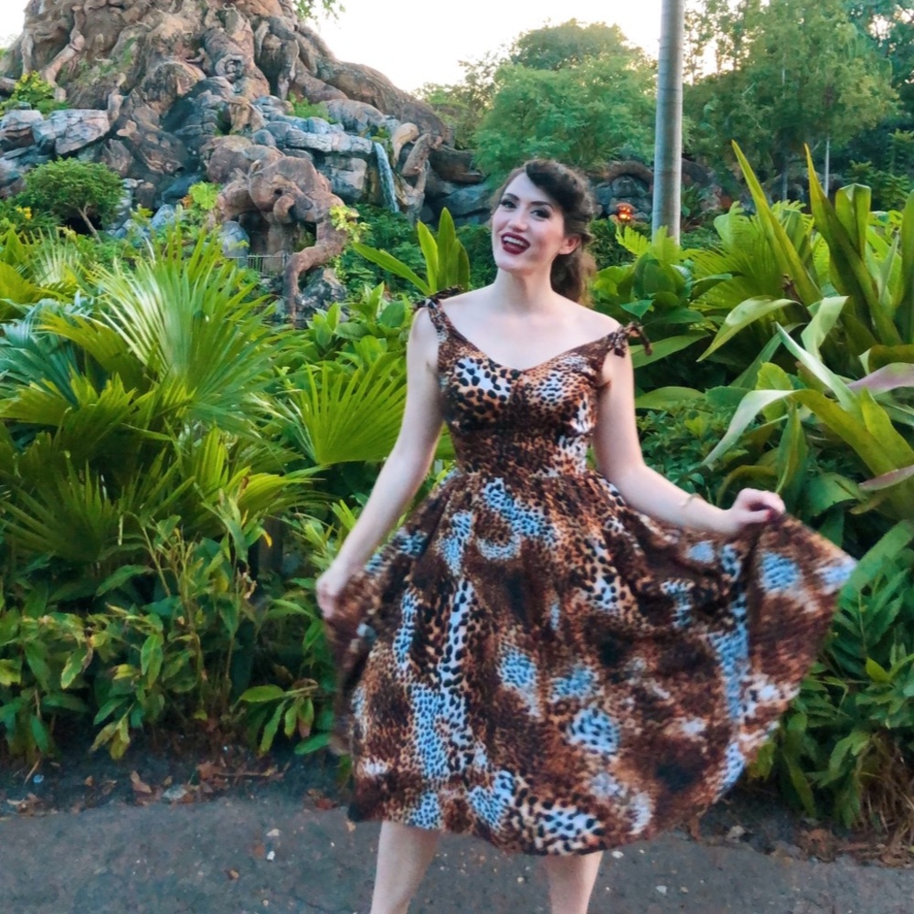 Stop staring pinup circle skirt animal print retro look dress
